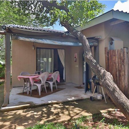 Gecko Cottages Hectorspruit Экстерьер фото